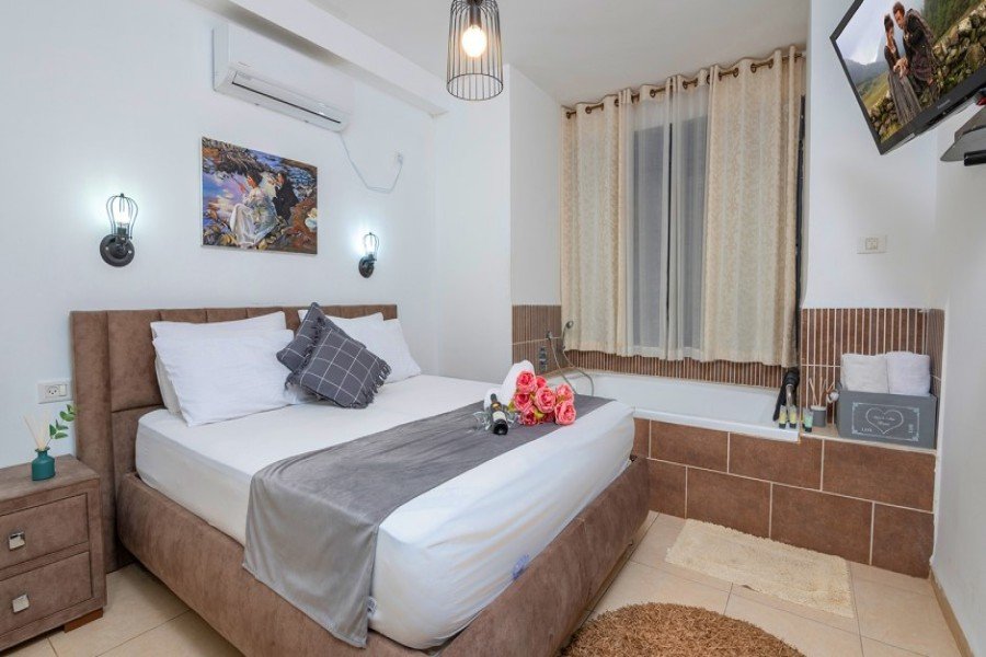 אחוזת הפרח בגני