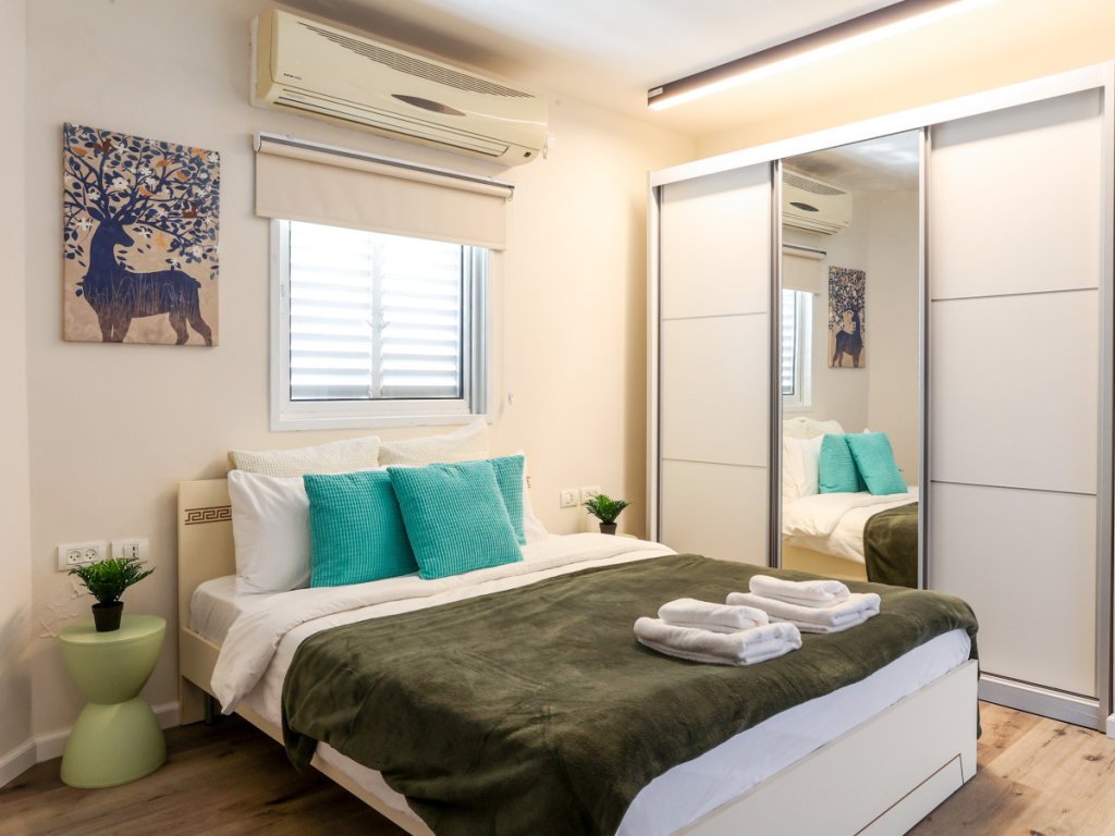 דירה אחת דירה אחת