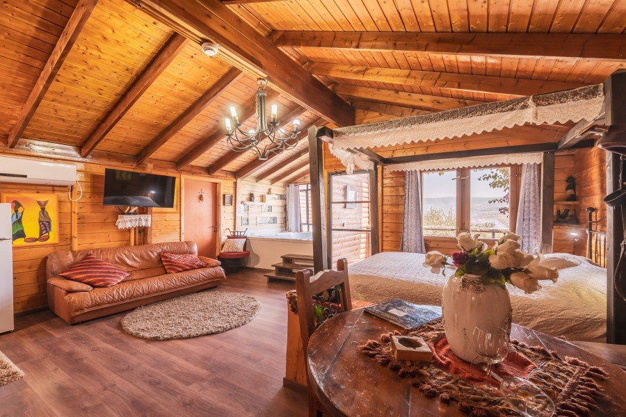 זוהר שלוש זוהר שלוש