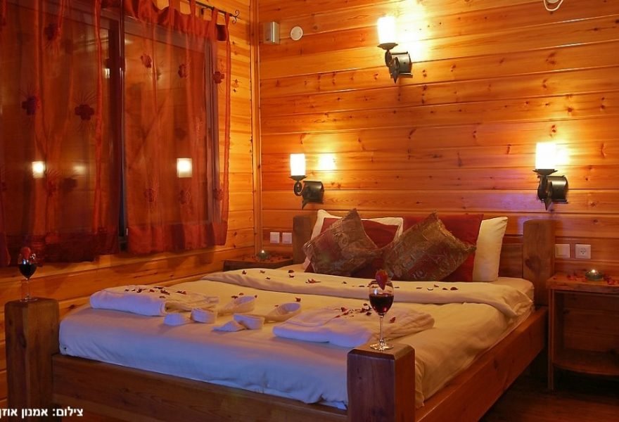 בקתות עץ בקתות עץ