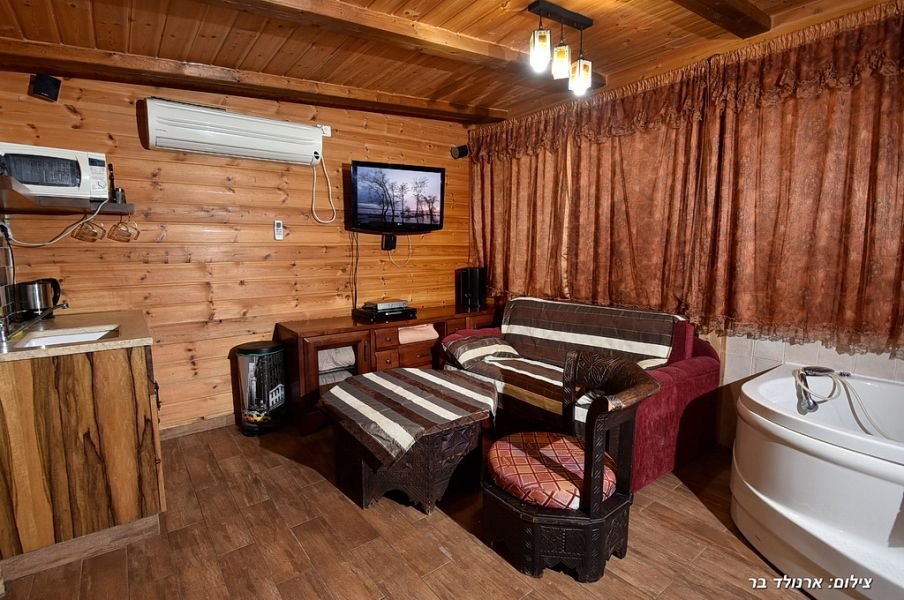 בקתת פרפר שש ושבע בקתת פרפר שש ושבע