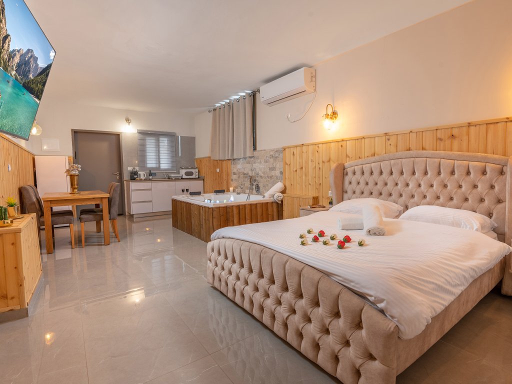 היחידות הזוגית + המשפחתית