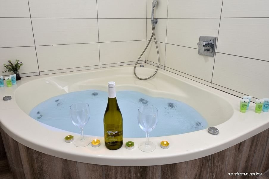 האור שבגני האור שבגני