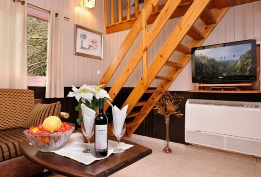 בקתות עם גלריה בקתות עם גלריה