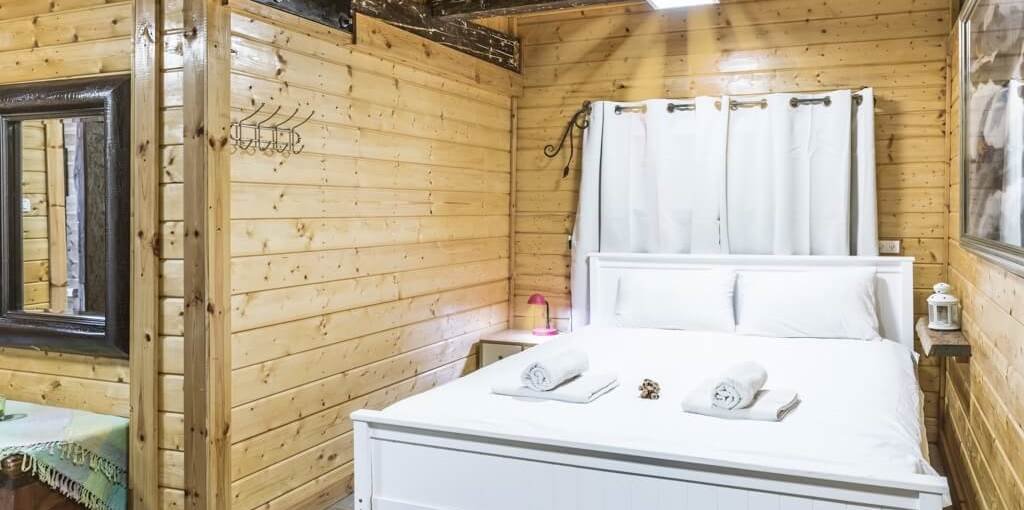 בקתות זוגיות