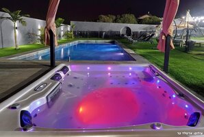 בראשית האוס